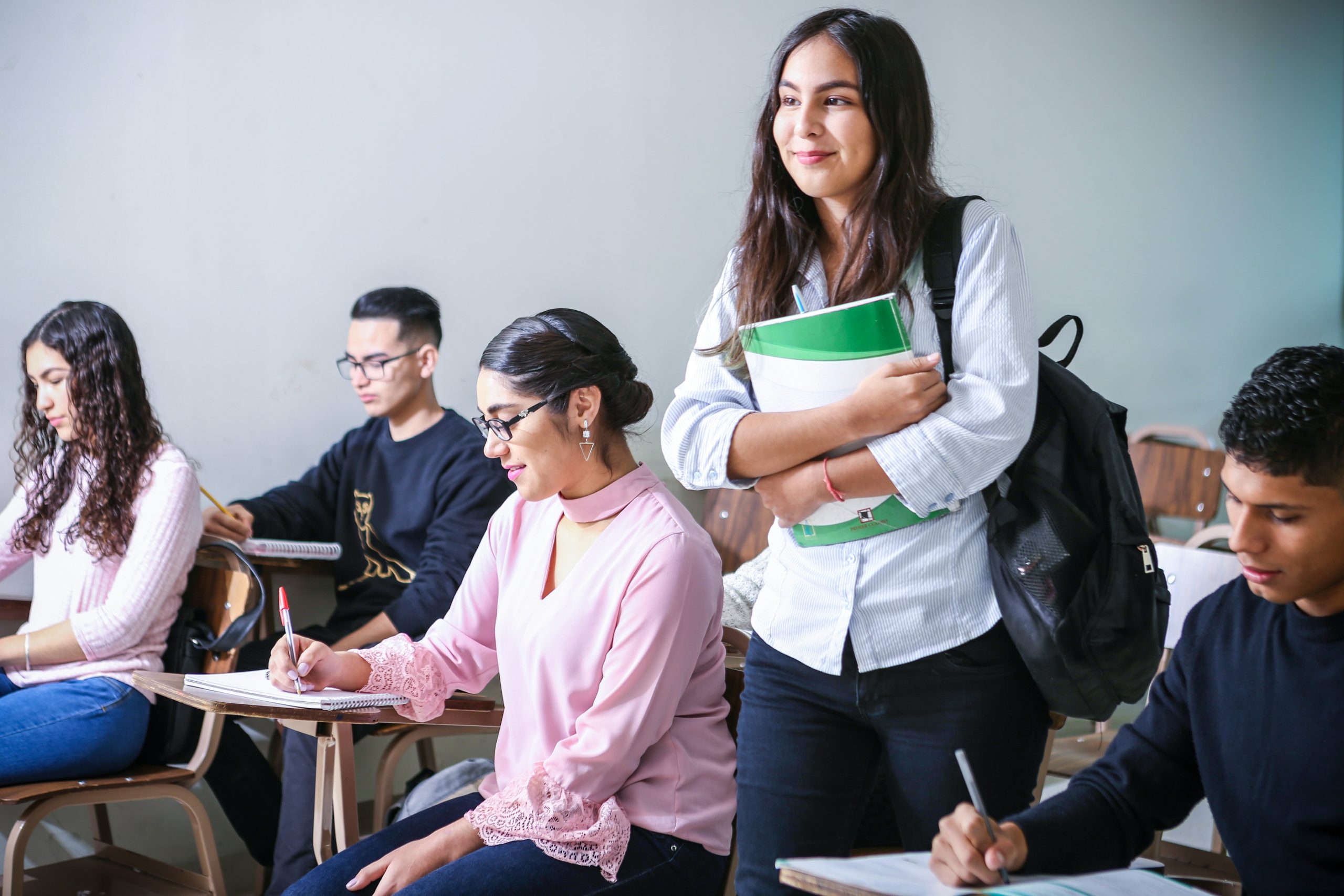 4 Career Opportunities Through Vocational Education and Training (VET) in Australia